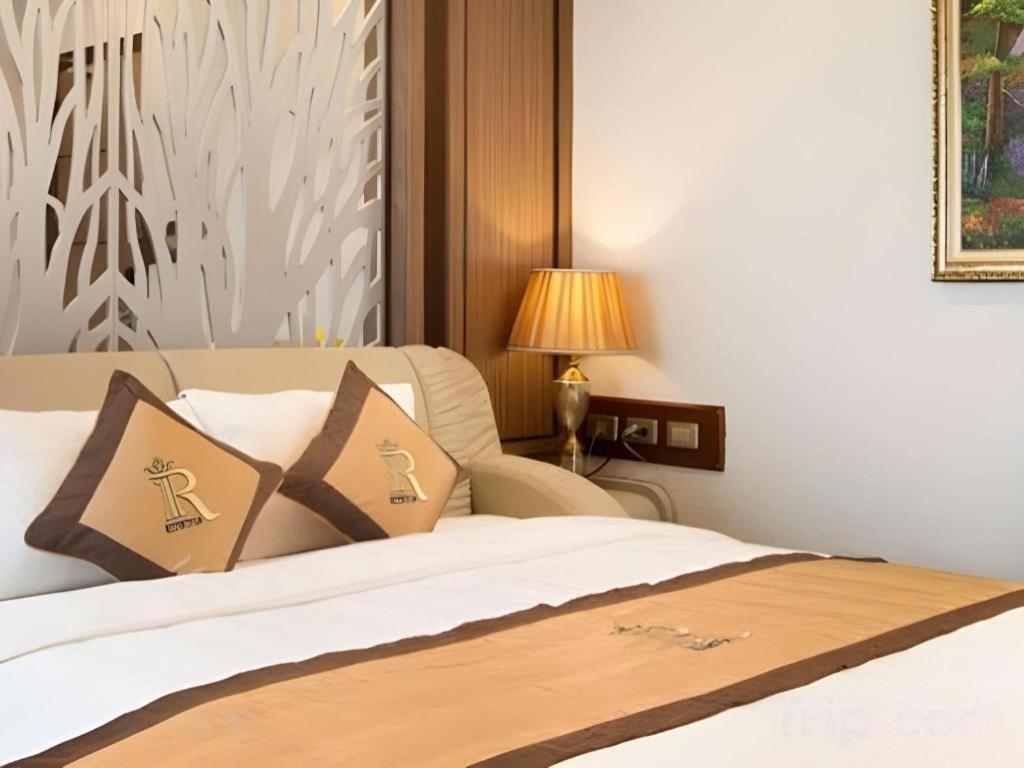 Royal Palace Hotel Tuyen Quang Kültér fotó