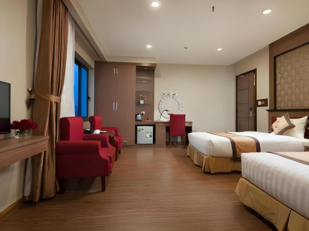 Royal Palace Hotel Tuyen Quang Kültér fotó