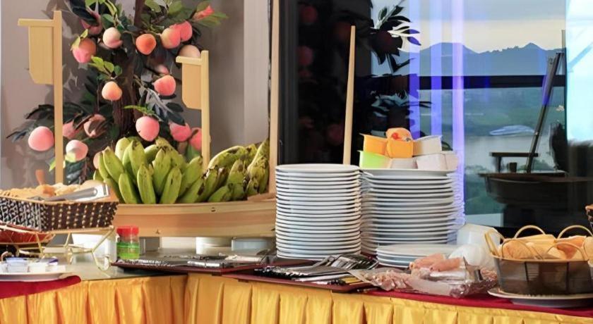 Royal Palace Hotel Tuyên Quang Kültér fotó