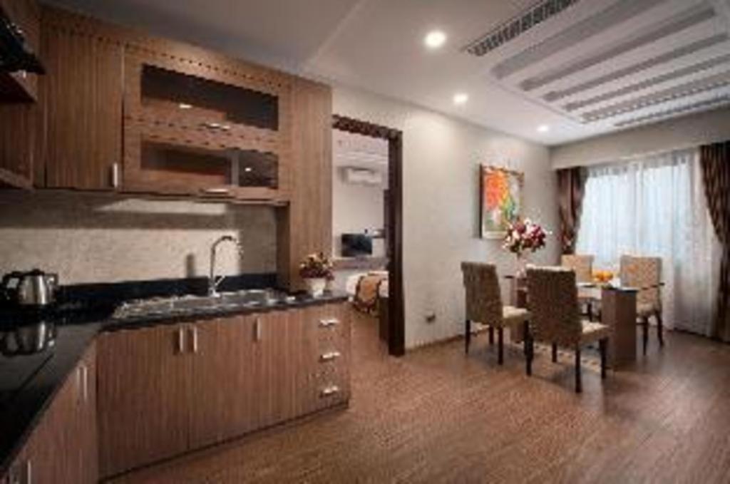 Royal Palace Hotel Tuyen Quang Kültér fotó