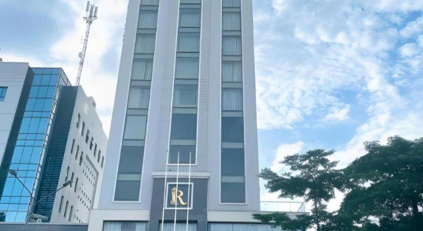 Royal Palace Hotel Tuyên Quang Kültér fotó