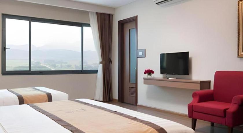 Royal Palace Hotel Tuyên Quang Kültér fotó